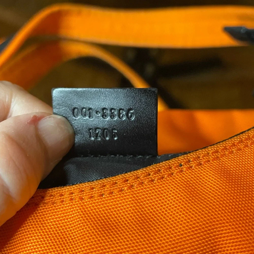 Gucci Orange Shoulder Bag - Picture 15 of 16